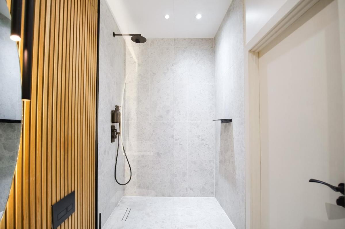 Japandi By The Heim Residences Manchester Bagian luar foto