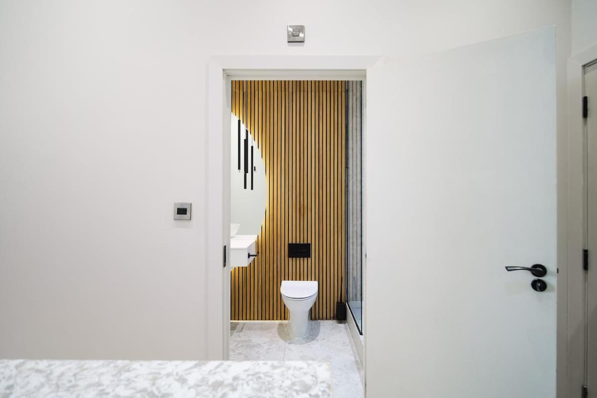 Japandi By The Heim Residences Manchester Bagian luar foto