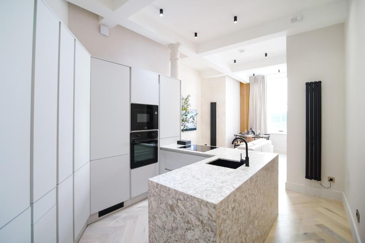 Japandi By The Heim Residences Manchester Bagian luar foto