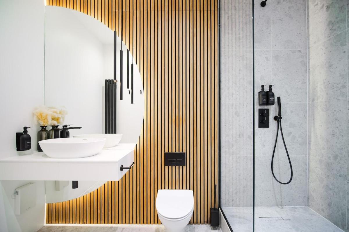 Japandi By The Heim Residences Manchester Bagian luar foto